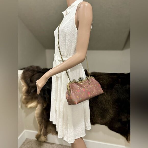 Handmade Vintage Style Genuine Embossed Cowhide Crown Shade Closure Satchel - Picture 7 of 15